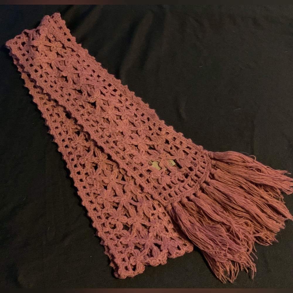 Floral crocheted Scarf
